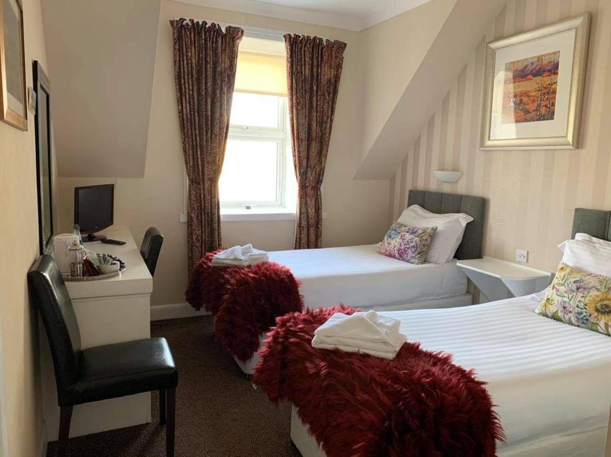 No. 1 Charlotte Street Hotell Port Ellen Exteriör bild