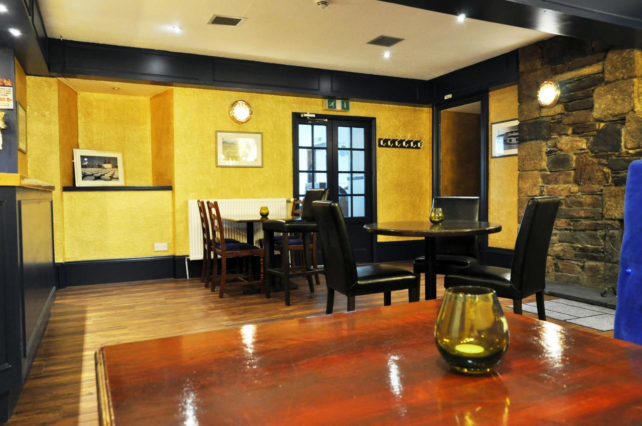 No. 1 Charlotte Street Hotell Port Ellen Exteriör bild